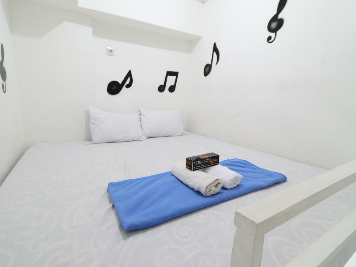 Kamar Keluarga Duri Kosambi Hotel Jakarta Eksteriør billede